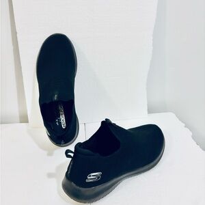 Skechers Women's Slip-Ins Ultra Flex 3.0 Cozy Streak Shoes Black Size:10 92Gi